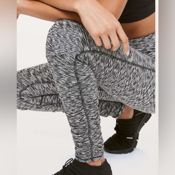 Lululemon Ready To Rulu Tight *28" size 2 - Picture 7 of 7